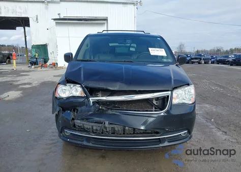 2015 Chrysler Town & Country Touring from USA, damaged, VIN 2C4RC1BG8FR726279